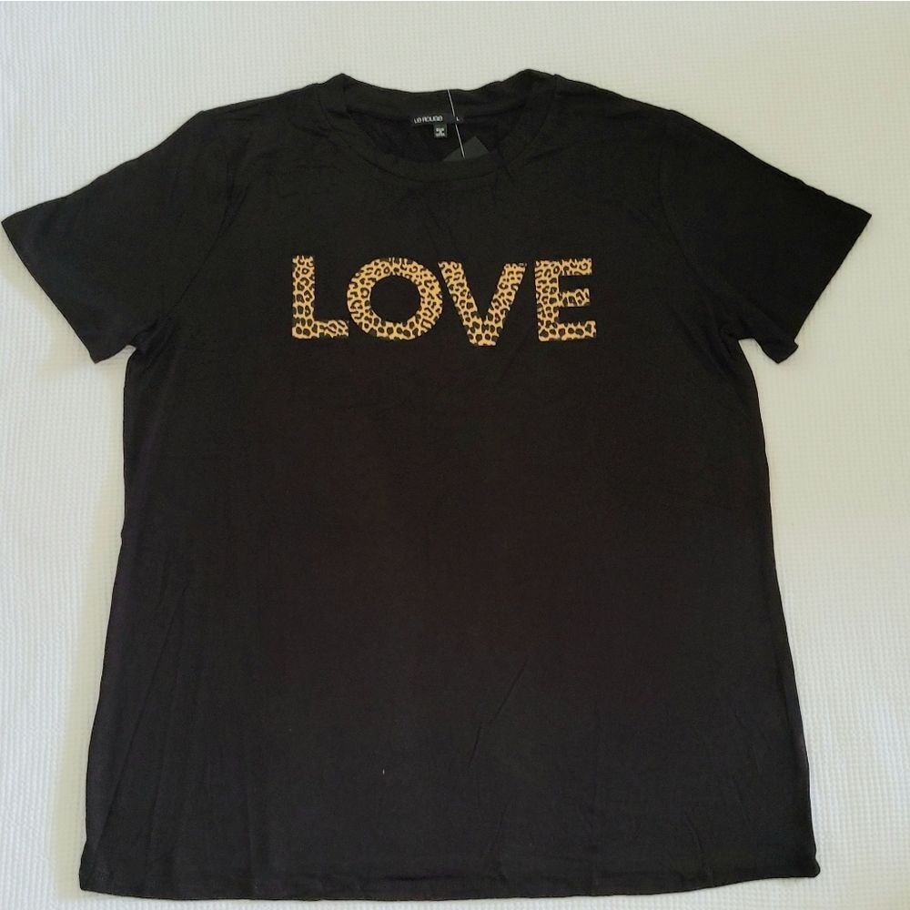 Le Rouge Leopard🐆 "LOVE"❤ Tee